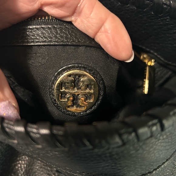 Tory Burch Marion Black Leather Swingpack/Messenger/Shoulder/Crossbody Bag - Picture 10 of 15